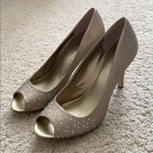 Style & Co. Womens Monaee Gold Dress Shoes 8M